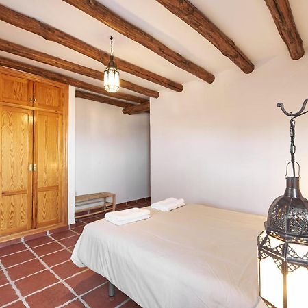 La Almunia De La Alpujarra Daire Yegen Dış mekan fotoğraf