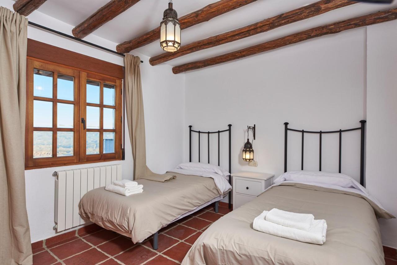 La Almunia De La Alpujarra Daire Yegen Dış mekan fotoğraf