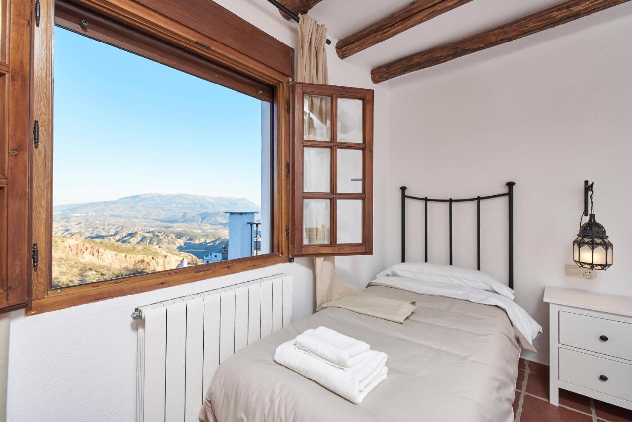 La Almunia De La Alpujarra Daire Yegen Dış mekan fotoğraf